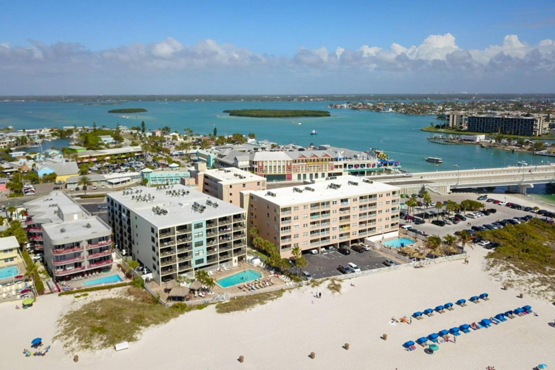 402 - Sandy Shores St. Pete Beach Exterior foto